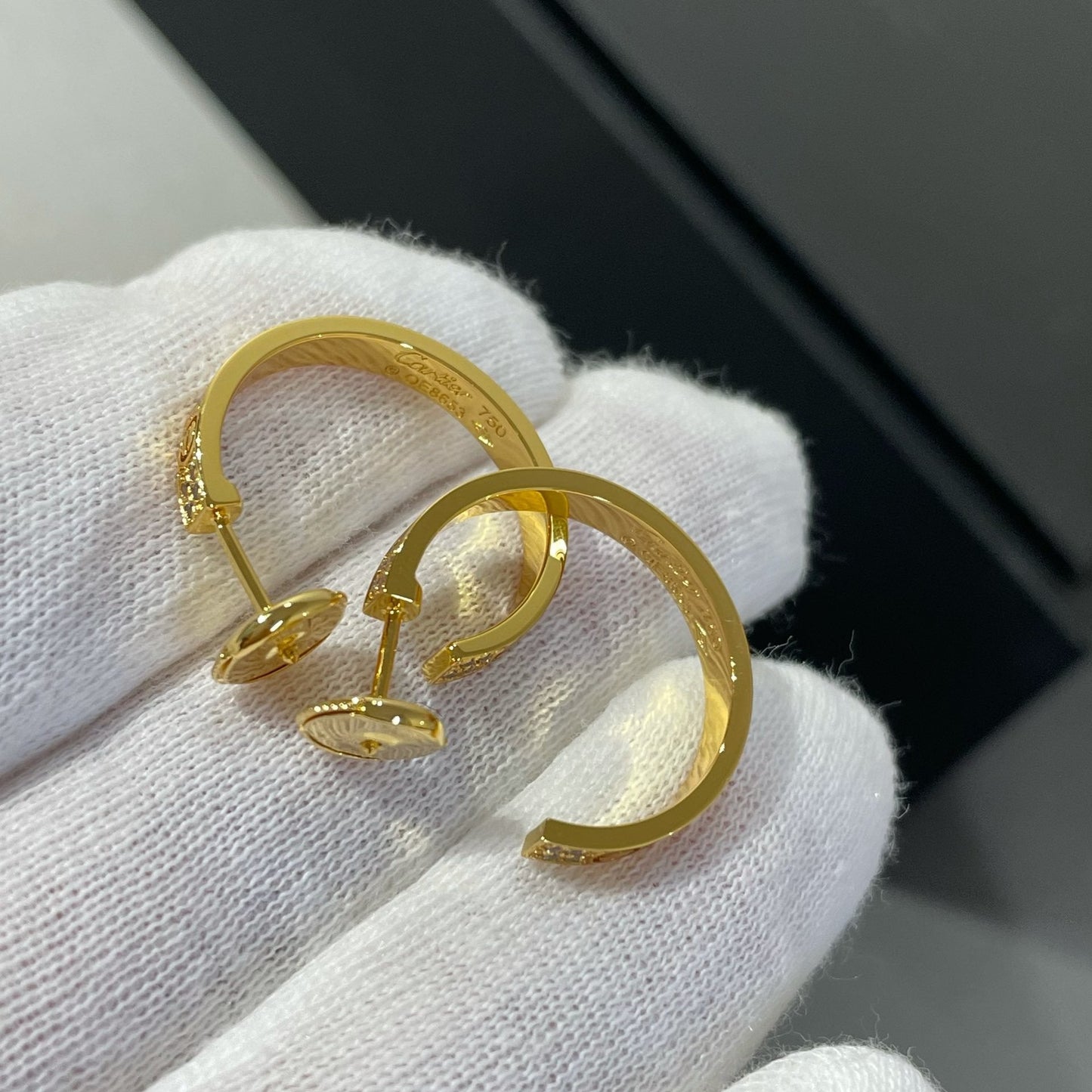 [Dawnora Jewelry]LOVE DIAMOND GOLD HOOP EARRINGS