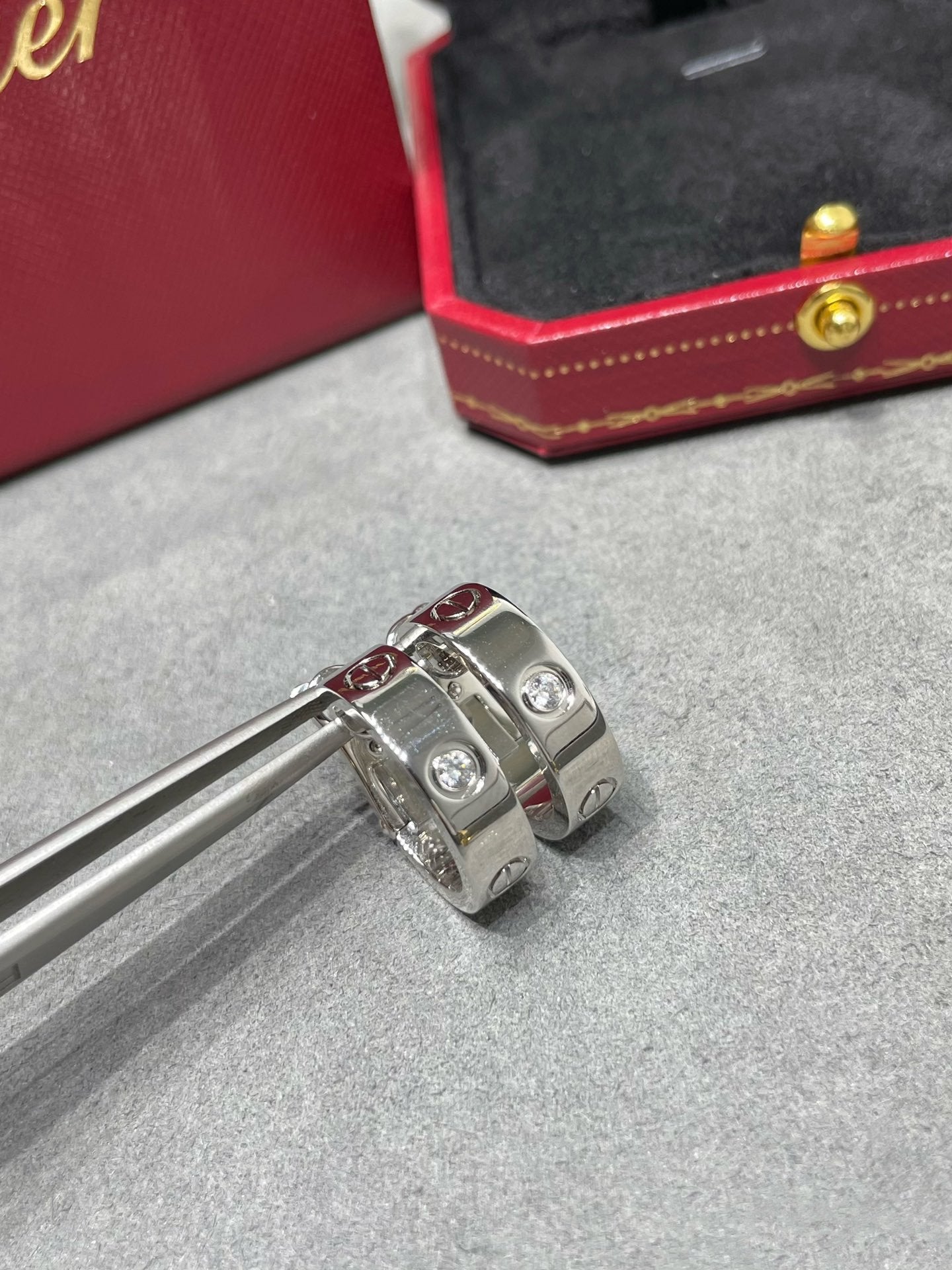 [Dawnora Jewelry]LOVE 5.5MM 1 DIAMOND EARRINGS